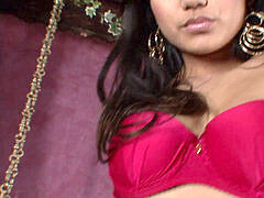 Asiático, Morena, Tacones, Lencería, Masturbación, Afeitado, Flaco, Tetas