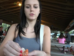 Amateur, Mamada, Corrida, Pies, Masturbacion con pies, Aceite, Pov, Afeitado