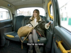 Любители, Жопа, Минет, Брюнетки, Натуральные сиськи, Крошечные, Пирсинг, Порка