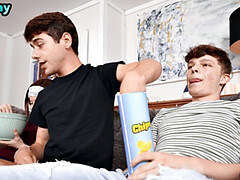 18 jaar, Anaal, Kont, Homo, Handbeurt, Klein, Mager, Tiener