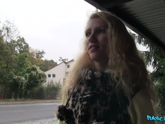 Amateur, Cul, Sucer une bite, Tromperie, Couple, En levrette, De plein air, Pov