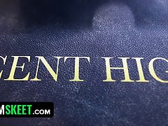 Bruinharig, Sperma, Hd, Hakken, Likken, Orgasme, Schoolmeisje, Schreeuwen