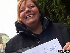 Cul, Sucer une bite, Brunette brune, Femme couguar, Branlette thaïlandaise, Mère que j'aimerais baiser, Maman, Belle mère