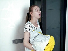 Beauté, Femelle, Doigter, Masturbation, Russe, Solo, Adolescente, Nénés