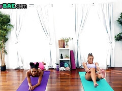 お尻, 美人, ブロンド, 巨乳な, イマラチオ, レズビアン, 乳首, ティーン