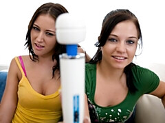 Verga grande, Mamada, Morena, Fetiche, Sexo duro, Afeitado, Tatuaje, Vibrador