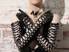 Kont, Bondage discipline sadomasochisme, Grote kont, Grote mammen, Pijpbeurt, Dominatie, Handbeurt, Latex