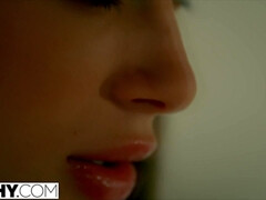 Anal, Brunette brune, Doigter, Lesbienne, Léchez, Lingerie, Orgasme, Jarretelles