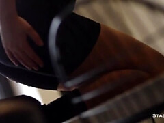 Брюнетки, Трусики, Крошечные, Киски, Бритые, Софткор, Соло, Сиськи