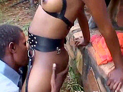 緊縛, 黒人, ボンデージ, 黒人, 指いじり, アウトドア, オマンコ, スパンキング