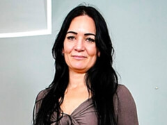 Amateur, Gros cul, Gros seins, Brunette brune, Masturbation, Mère que j'aimerais baiser, Solo, Dénudage