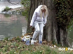 Amateur, Blonde, Femelle, Hd, De plein air, Pisser, Public, Fils
