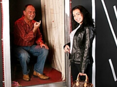 Grosser arsch, Blasen, Braunhaarige, Verein, Hundestellung, Küssen, Jungendliche (18+), Titten