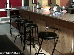 Kont, Grote kont, Grote lul, Sperma shot, Handbeurt, Japaans, Moeder die ik wil neuken, Moeder