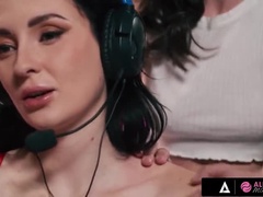 Большие сиськи, Пальцем, Хд, Лизание, Голышом, Масло, Киски, Софткор