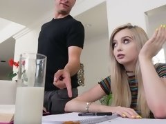 Blond, Dominatie, Fetisj, Handbeurt, Likken, Natuurlijke tieten, Tiener, Tieten likken