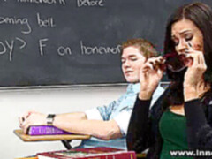 茶髪の, 剃毛, タトゥー, ティーン, ユニフォーム