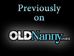 Sucer une bite, Gorge profonde, Queue, Lesbienne, Mature, Naturelle, Mamelons, Chatte