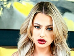 Blonde, Sucer une bite, En levrette, Lingerie, Mère que j'aimerais baiser, Rasée, Nénés, Webcam