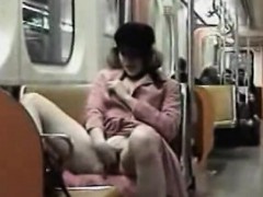 Leie, Braunhaarige, Masturbation, Öffentlich, Realität, Solo, Spanner