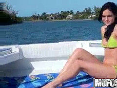 Amateur, Mamada, Novia