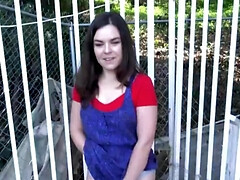 Brunette brune, Femelle, Poilue, Naturelle, Orgasme, De plein air, Pov, Chatte