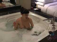 Salle de bains, Noire, Robe, Poilue, Pigtail, Fumer, Tatouage, Nénés