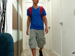 ベッドルーム, デカ尻, デカパイ, ブロンド, フェラチオ, 手コキする, ホテル, ショートヘア