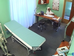 Leie, Blasen, Arzt, Hundestellung, Handjob, Krankenschwester, Büro, Pov