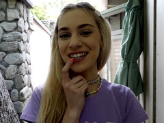 Pijpbeurt, Sperma, Hondjeshouding, Natuurlijke tieten, Klein, Gezichtspunt, Tiener, Tieten likken