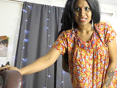 Culo grande, Indio, Madrastra