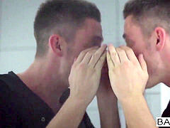 Anal, Sucer une bite, Éjaculation interne, Branlette thaïlandaise