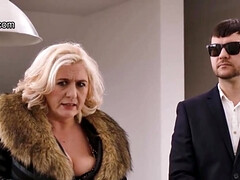 Grosse titten, Gehörnter ehemann, Tschechisch, Reif, Natürlichen titten, Pov, Muschi, Rasiert