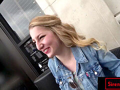 Amateur, Anal, Sucer une bite, Tir de sperme, Faciale, De plein air, Public, Jouets