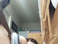 ぽっちゃり, 黒人, フェラチオ, チン, 自家製, 異人種間, キッチン, フェラする