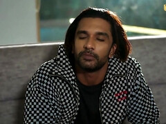 Enthousiasteling, Aziatisch, Grote mammen, Pijpbeurt, Bruinharig, Hardcore, Indisch, Tieten likken