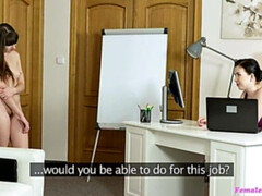 Leie, Grosse titten, Frau, Lesbisch, Lecken, Büro, Muschi, Spielzeuge