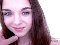 18 ans, Amateur, Sucer une bite, Mignonne, Petite femme, Suçant, Adolescente, Nénés