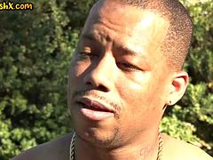 Amateur, Sucer une bite, Noir ébène, Fétiche, Doigter, Interracial, De plein air, Pute