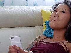 Asiático, Verga grande, Mamada, Pequeña, Tatuaje, Tetas