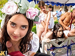 18, 茶髪の, グループ, ハードコア, Hd, アウトドア, 公共, 結婚式