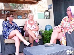 ぽっちゃり, お婆さん, 手コキする, レズビアン, オージー, オマンコ, 剃毛, 三人