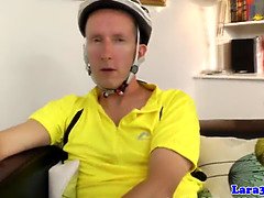 Stiefel, Britisch, Aufs gesicht abspritzen, Hd, Reif, Muschi, Stiefmutter, Ablutschen