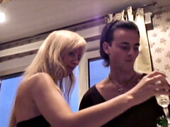 Cute amateur blonde Kelly gets pussy fucked