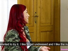 Ванна, Женщины, Пальцем, Лесбиянка, В офисе, Киски, Душ, Влажная