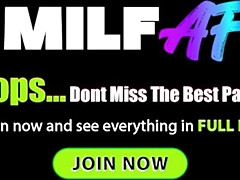 Grosser arsch, Grosse titten, Vollbusig, Hundestellung, Reif, Milf, Mutti, Pov