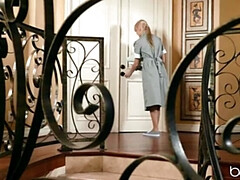 Stellung 69, Arsch, Tussi, Blondine, Lesbisch, Lecken, Natürlichen titten, Piercing