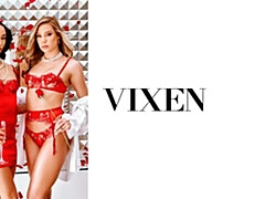 Chambre à dormir, Gros cul, Grosse bite, Sucer une bite, En levrette, Interracial, Seins naturels, Adolescente