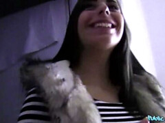 Pijpbeurt, Bedriegen, Stel, Sperma shot, Hondjeshouding, Vriendin, Buiten, Openbaar