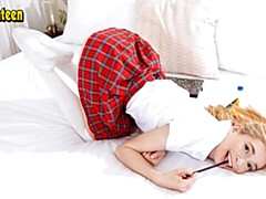 Amateur, Cul, Doigter, Masturbation, Solo, Dénudage, Adolescente, Nénés